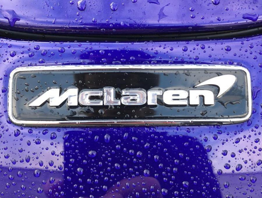 Логотип McLaren Speedtail 2020 года  (фото 8 из 10)